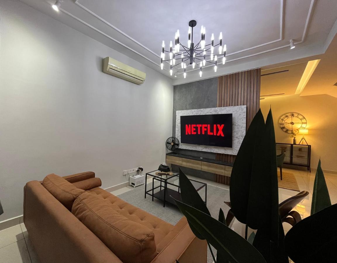 Luxury 2-Storey Terrace House Near Ioi City Mall Putrajaya Extérieur photo